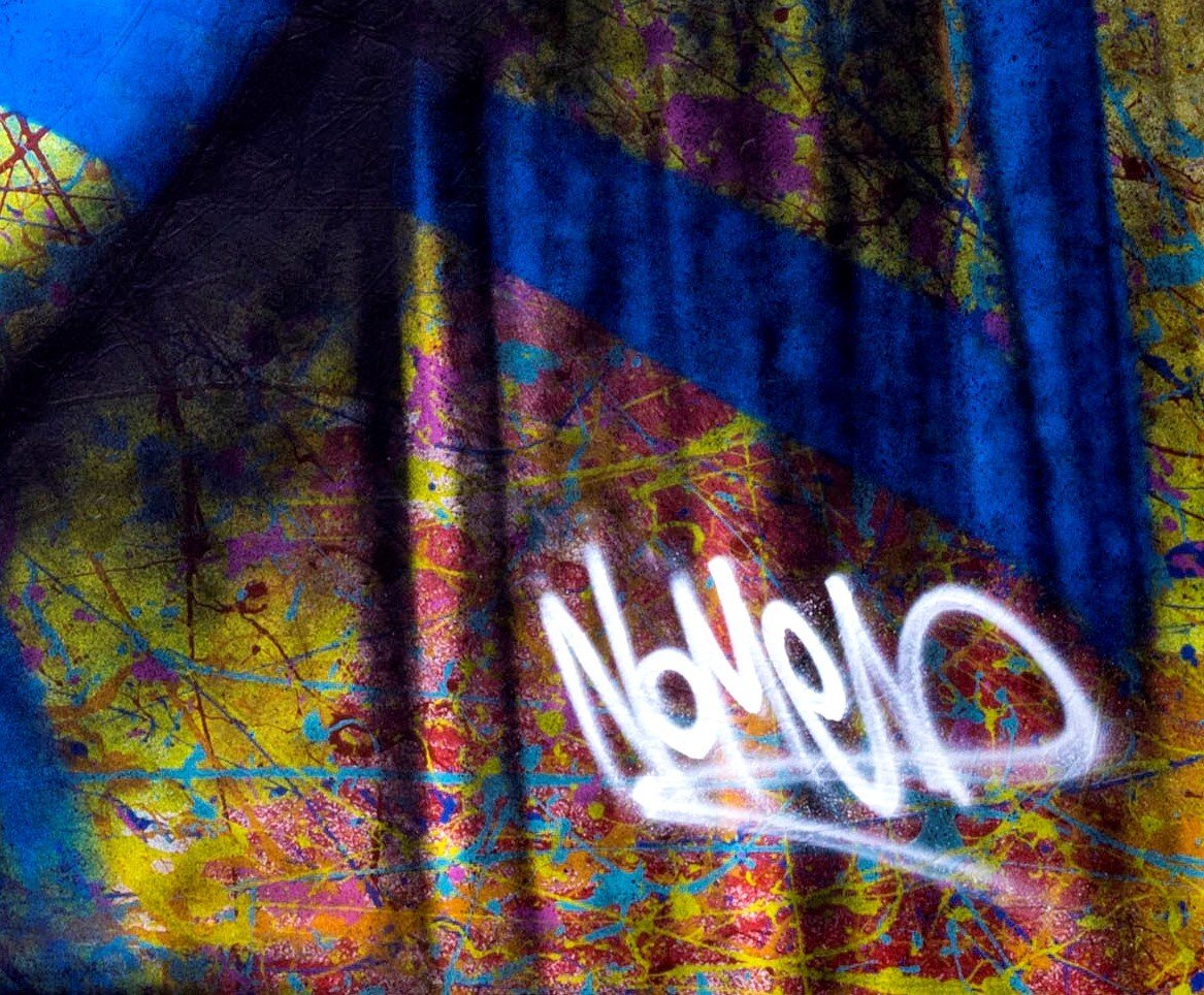 MAGIC LOOK - NOMEN